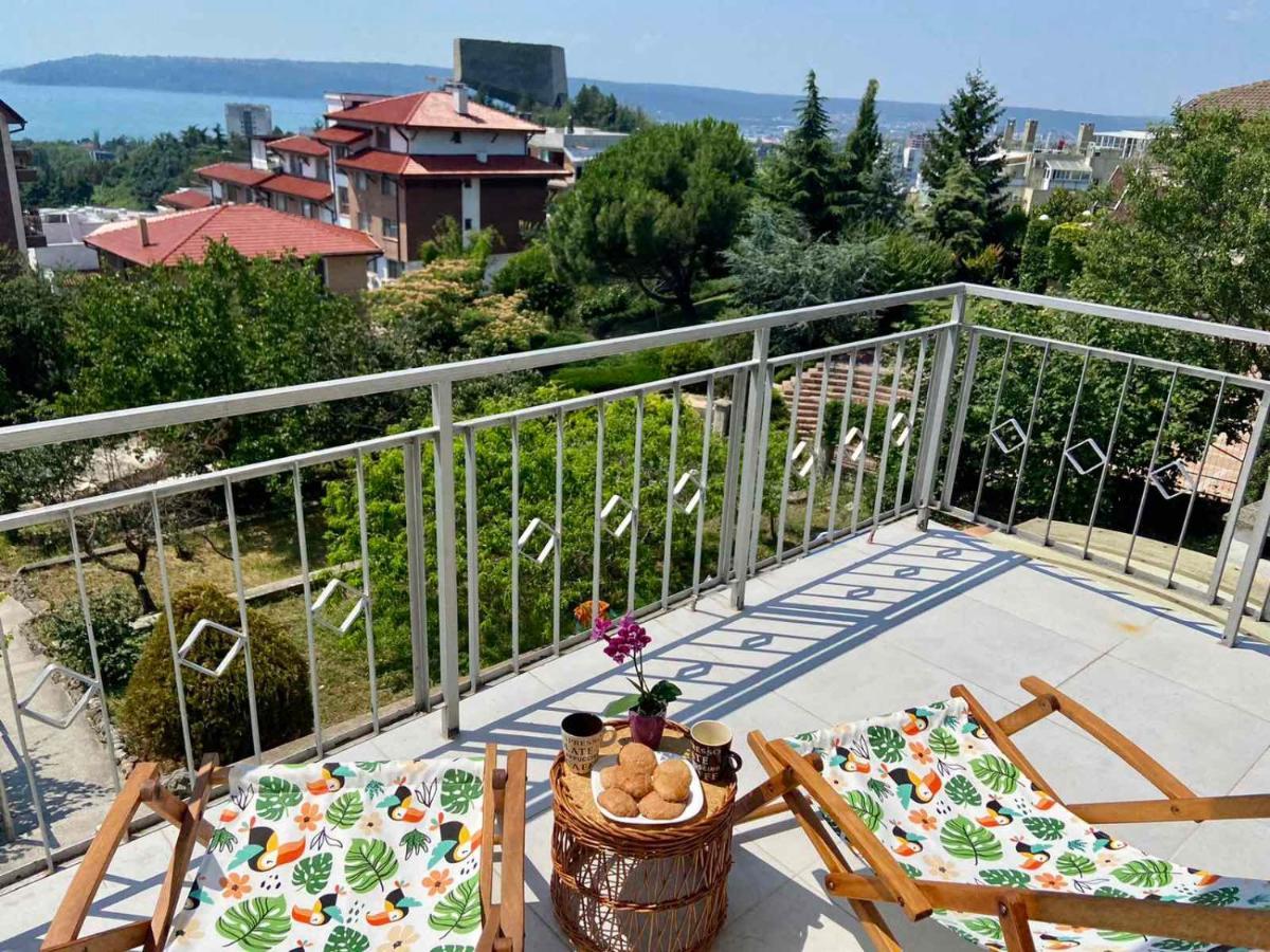 Villa Stella - Private House With Parking Spot, Pool And Sea View Varna Exterior photo