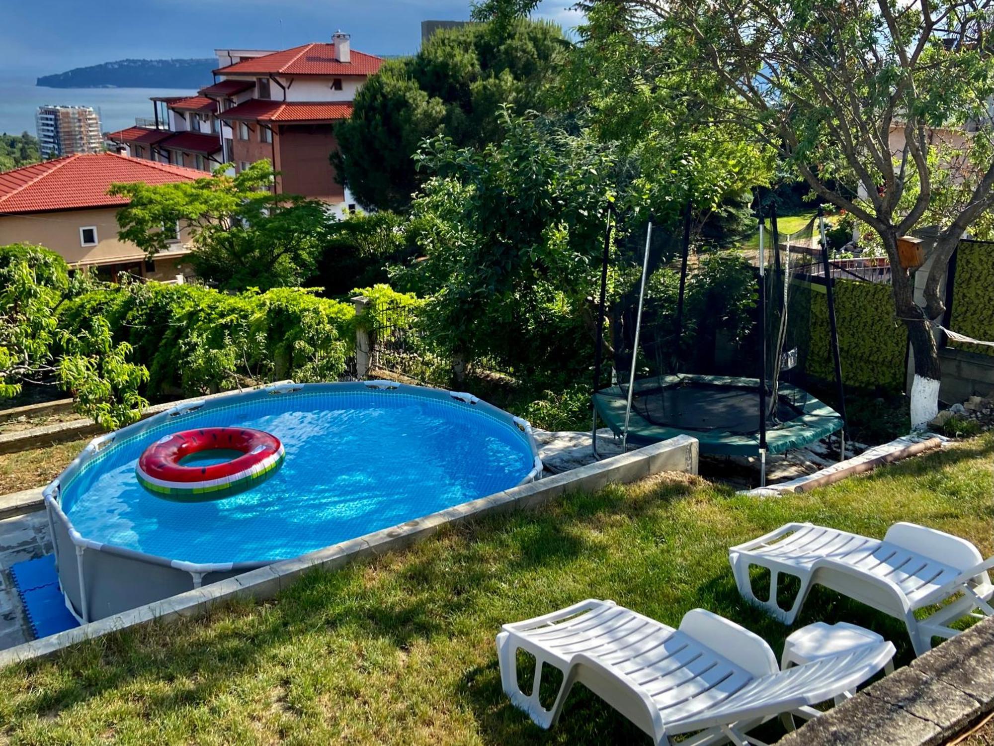 Villa Stella - Private House With Parking Spot, Pool And Sea View Varna Exterior photo